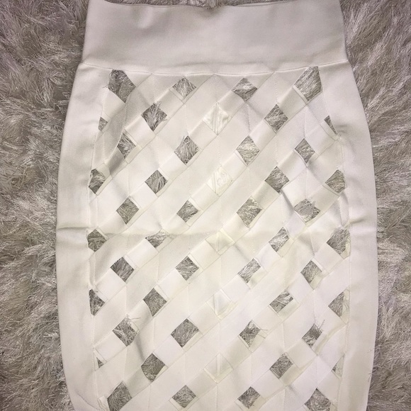 STORE CLOSING‼️ 3 piece caged Bandage Dress Med - Picture 5 of 7